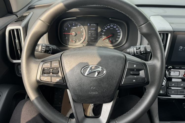 Used Hyundai ix35 2019 2.0L Automatic 2WD Zhiyong·Changxiang Edition China VI Standard
