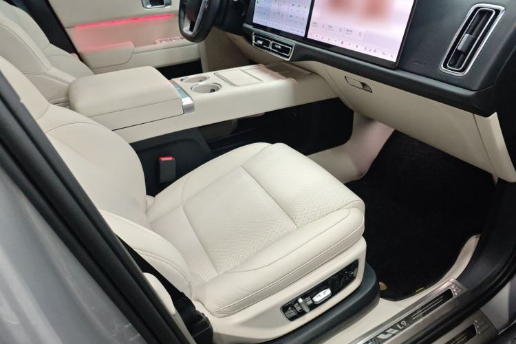 Used Li Auto L9 2022 Max model