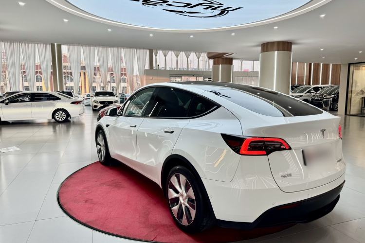 Used Tesla Model Y 2021 Standard Range Rear-Wheel Drive Version