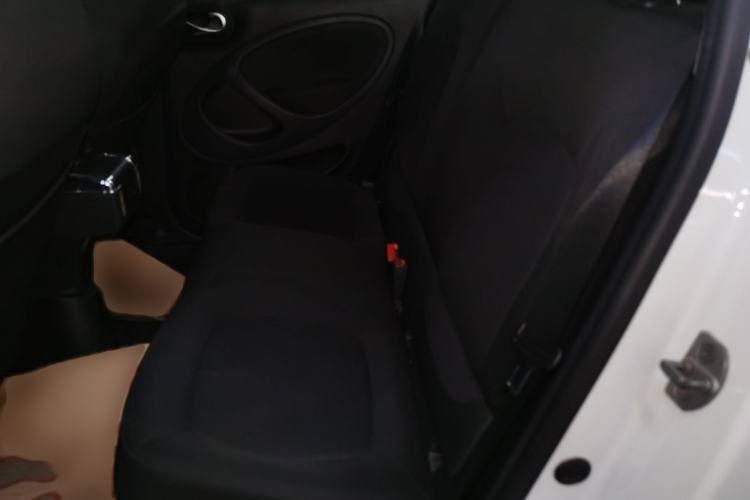 Used  forfour 2016 1.0L 52 kW Passion Edition
