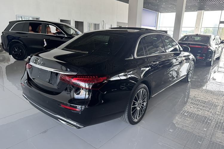 Used Mercedes-Benz E-Class 2021 E 260 L
