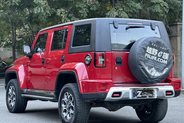 Used Beijing Auto BJ40 2019 PLUS 2.3T Automatic Four-Wheel Drive Premium Edition China VI