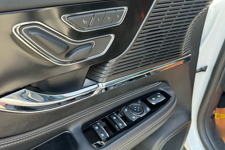 Used Lincoln Corsair 2020 2.0T Two-Wheel Drive Luxury Edition
