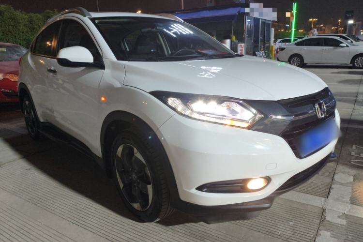 Used Honda Vezel 2017 1.8L CVT Front-Wheel Drive Pioneer Edition