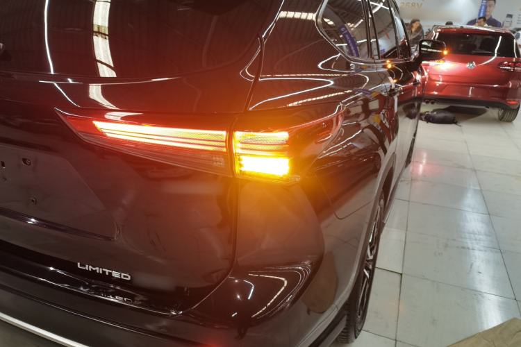 Used Toyota Crown Kluger 2021 2.5L HEV Four-Wheel Drive Flagship Edition
