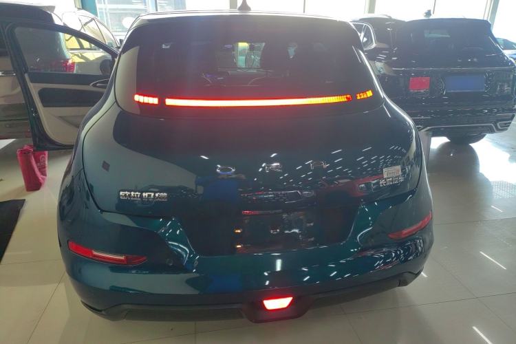 Used ORA Good Cat 2022 Morandi Edition 400km Standard Range Luxury Version Lithium Iron Phosphate