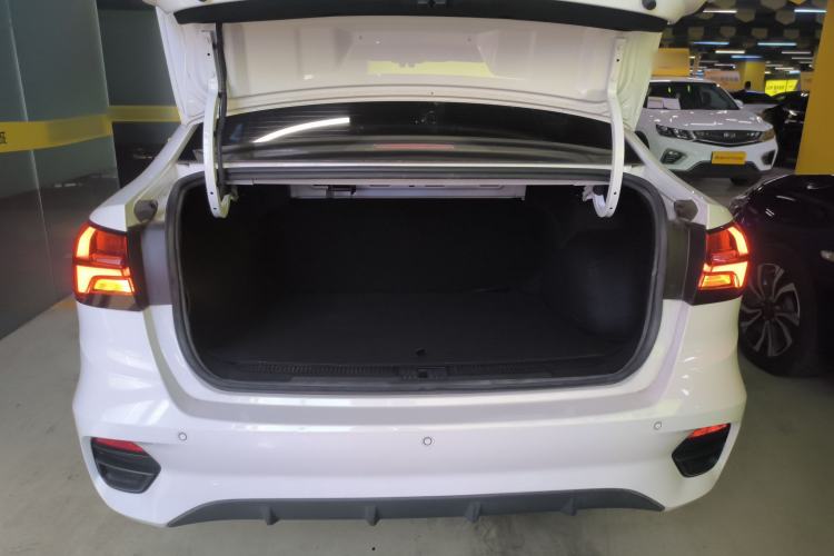 Used Roewe i5 2021 Revised 1.5L CVT Starry Edition