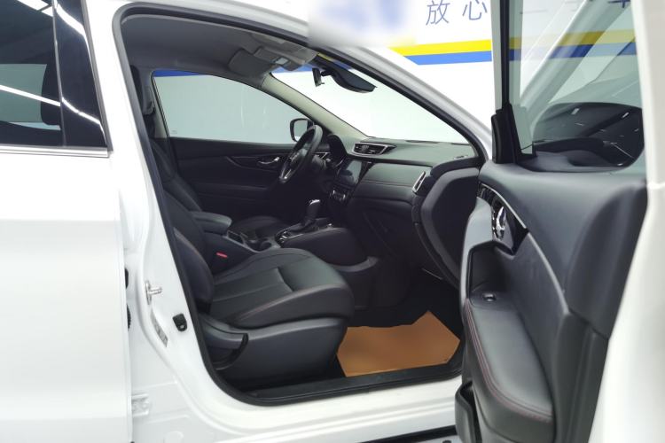 Used Nissan Qashqai 2022 2.0L CVT XV Smart Enjoyment Version
