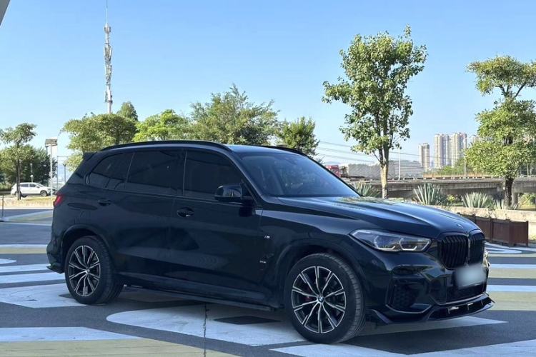 Used BMW X5 2022 Restyled xDrive 30Li Luxury Version M Sport Package