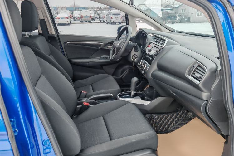 Used Honda Fit 2016 1.5L SES CVT Fashion Sunroof Edition