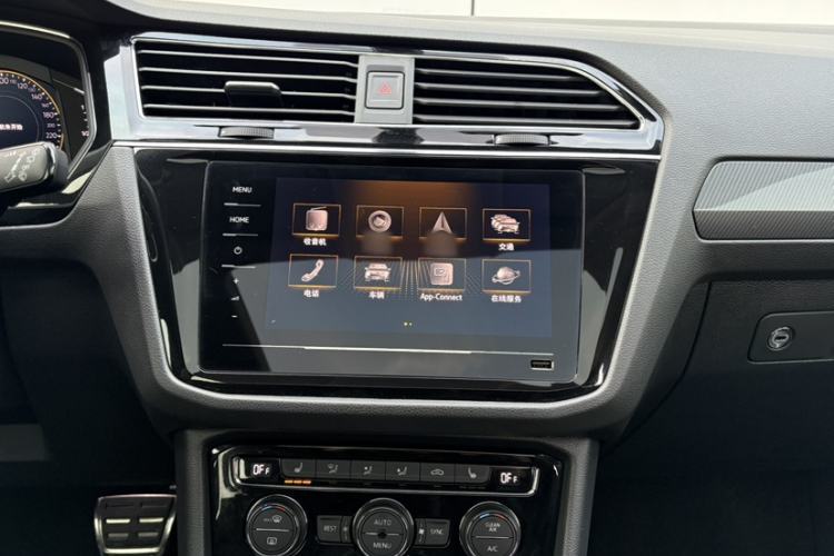 Used Volkswagen Tiguan L 2021 330TSI Automatic Two-Wheel Drive R-Line Flagship Edition
