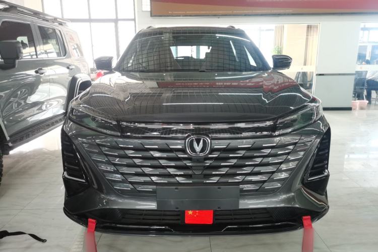 Used Changan CS75 PLUS 2024 3rd Generation Champion Edition 1.5T Intelligent Drive Dynamic Model

