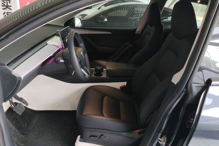 Used Tesla Model Y 2024 Long-Range All-Wheel-Drive Version