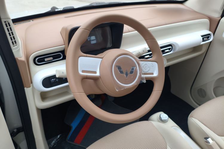 Used Wuling Hongguang MINIEV 2024 3rd Generation 215km Youth Edition