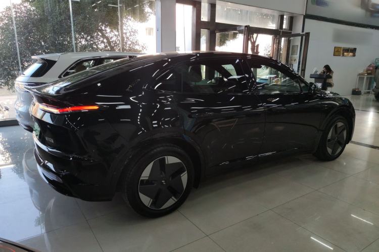 Used ONVO L60 2024 60 kWh All-Wheel Drive
