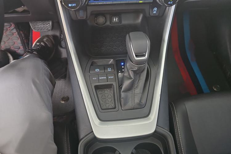 Used Toyota Wildlander 2021 2.0L CVT Two-Wheel Drive Luxury Edition
