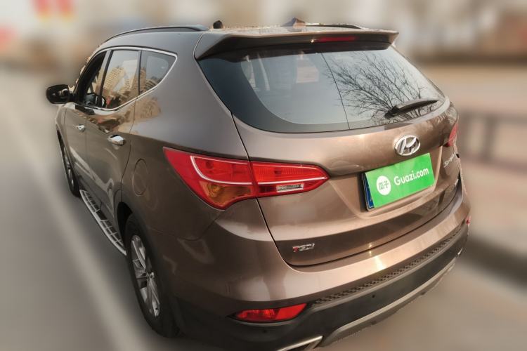 Used Hyundai Santa Fe 2015 2.0T Automatic All-Wheel Drive Smart Version 5 Seats