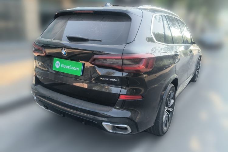 Used BMW X5 2022 Restyled xDrive 30Li Luxury Version M Sport Package
