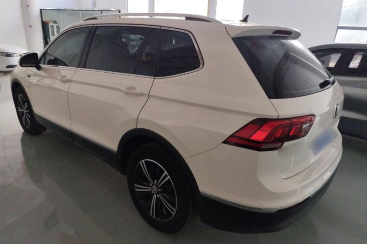 Used Volkswagen Tiguan L 2019 330TSI Automatic Two-Wheel Drive Panoramic Comfort Edition China VI Standard
