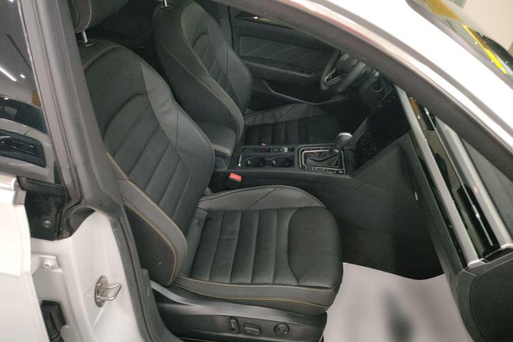 Used Volkswagen FAW-Volkswagen CC 2023 380TSI Striking Edition