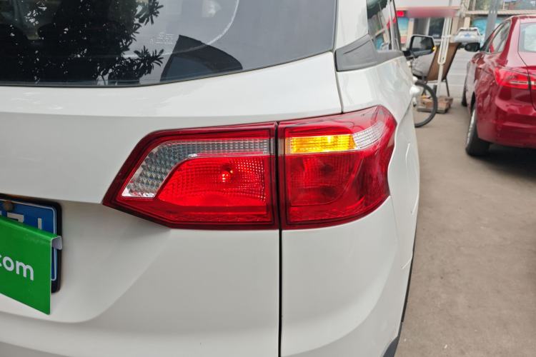 Used Wuling Hongguang S3 2018 1.5L Manual Standard Version China V Standard
