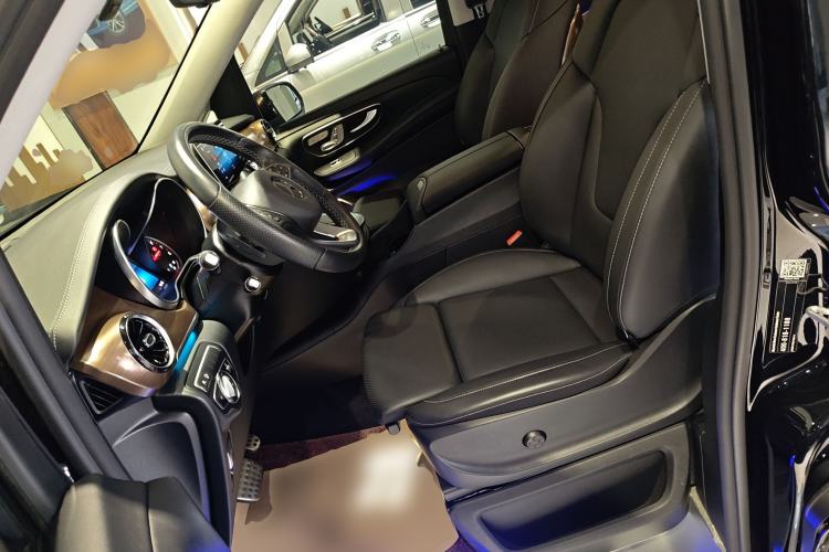 Used Mercedes-Benz V-Class 2022 V 260 L Long-wheelbase Luxury Edition