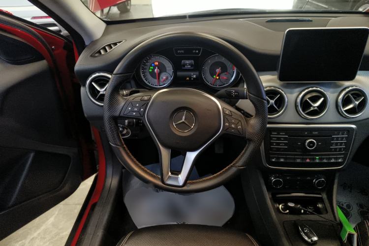 Used Mercedes-Benz GLA 2016 GLA 220 4MATIC Fashion Edition
