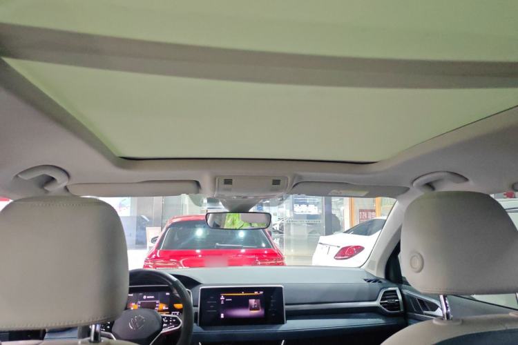 Used Volkswagen Tharu 2023 300TSI Two-Wheel-Drive Moonlight Edition
