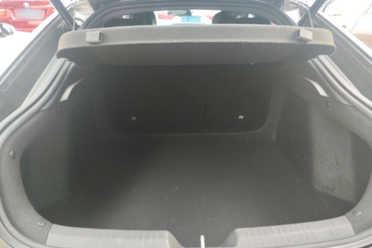 Used Changan UNI-V 2022 1.5T Prestige Version
