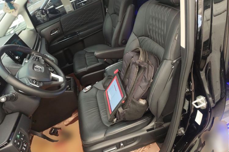 Used Honda Elysion 2022 2.0L eHEV Luxury Edition
