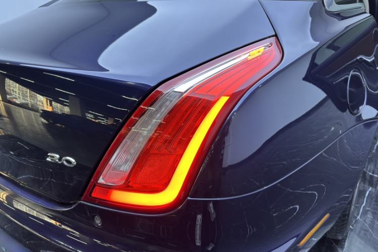 Used Jaguar XJ 2016 XJL 3.0 SC Two-Wheel-Drive Elegant Business Edition
