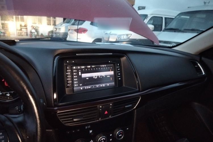 Used Mazda Atenza 2014 2.0L Blue Sky Deluxe Edition
