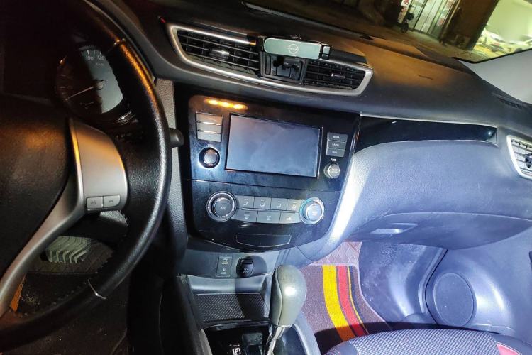 Used Nissan Qashqai 2017 2.0L CVT Smart Enjoyment Version China V Standard
