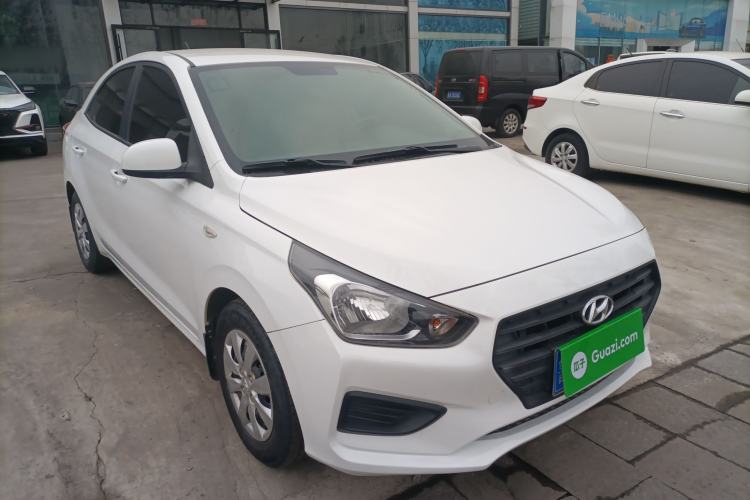 Used Hyundai Verna 2017 1.4L Manual Refreshed Version China VI Standard