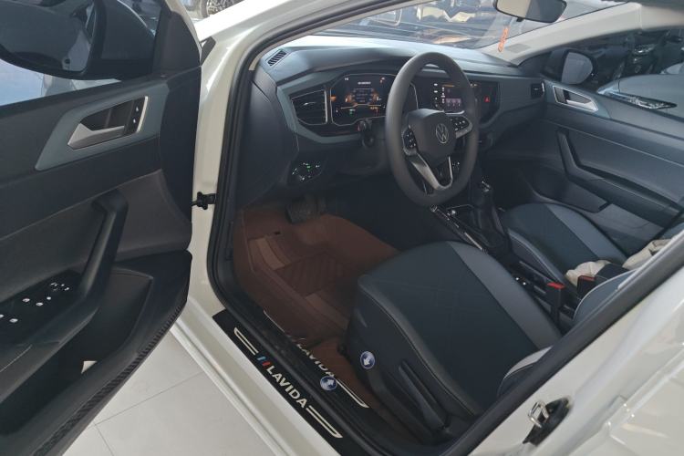 Used Volkswagen Lavida 2025 New Sharp 1.5L Outstanding New Vision Edition
