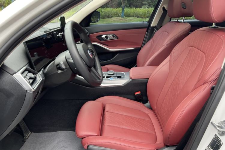 Used BMW i3 2024 eDrive 40 L Midnight Edition
