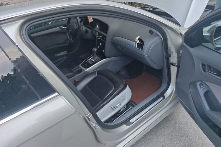 Used Audi A4L 2015 35 TFSI Automatic Standard Model
