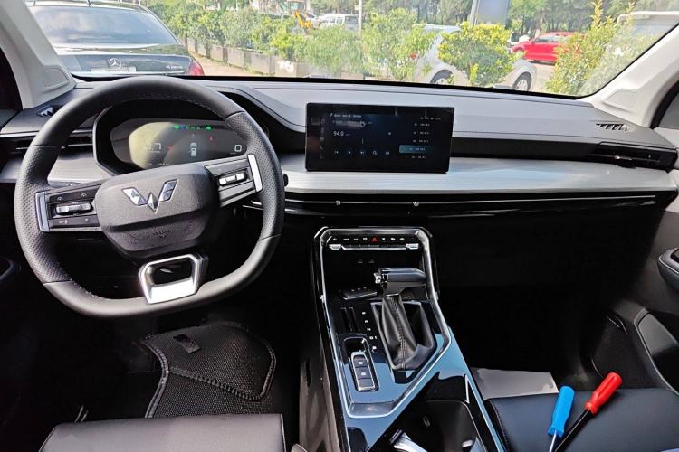 Used Wuling Asta 2021 1.5T CVT Starlight Edition
