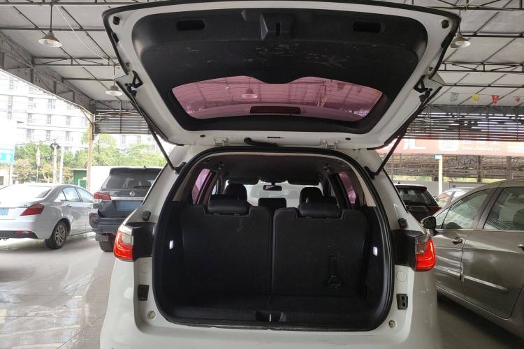 Used BYD Song MAX 2017 1.5T Manual Smart Connect Luxury 7-Seater
