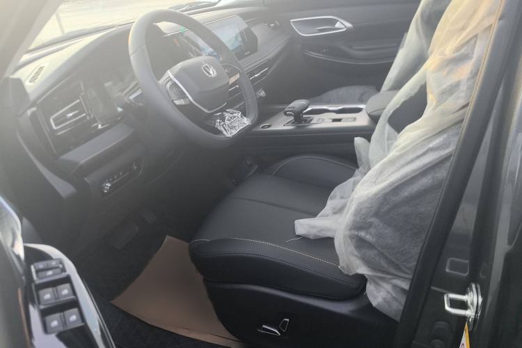 Used Changan X7 PLUS 2024 1.5T Automatic Prestige 7-Seater
