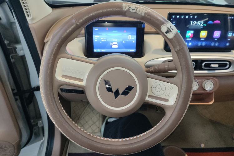 Used Wuling Hongguang MINIEV 2025 Four-Door Version Advanced Edition
