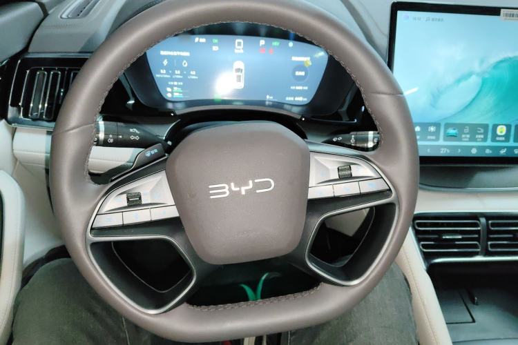 Used BYD Song PLUS New Energy 2025 DM-i Intelligent Driving 160KM Flagship Model
