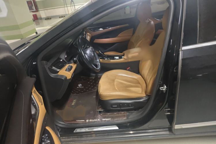 Used Buick LaCrosse 2018 28T Luxury Edition
