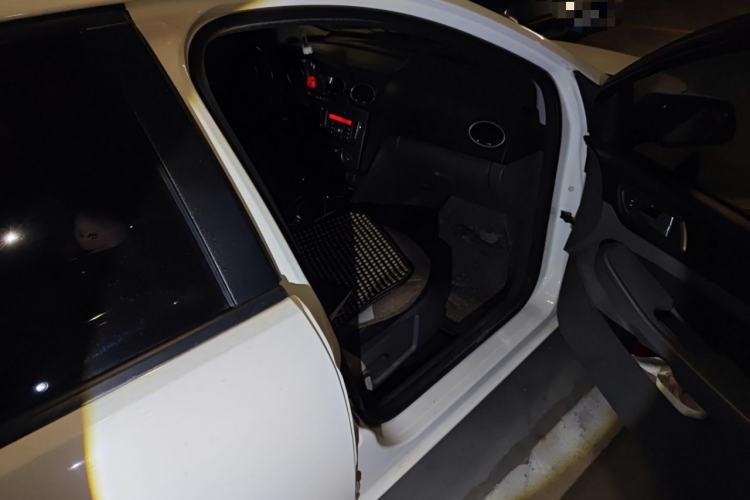 Used Ford Focus 2013 Hatchback Classic 1.8L Manual Base Model