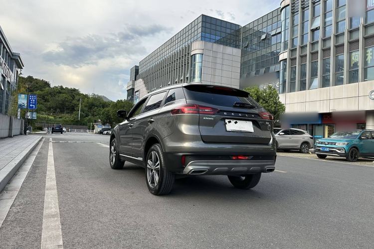 Used Geely Auto Emgrand X7 Sport 2022 1.8TD DCT Zhiya Trim
