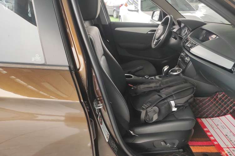 Used BMW X1 2014 sDrive18i Leading Model
