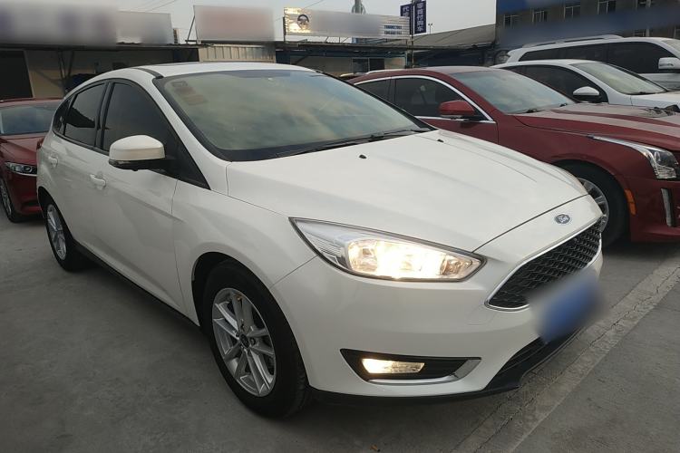 Used Ford Focus 2017 Hatchback 1.6L Automatic Fashion Edition Smart Drive Version
