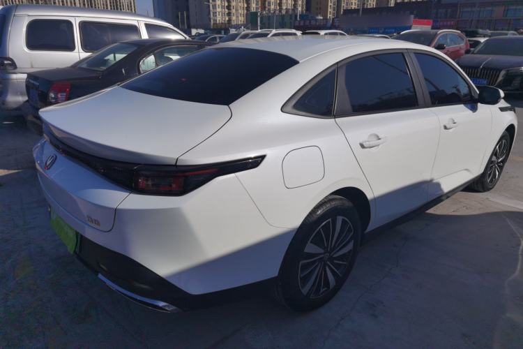 Used Changan Eado PHEV 2025 Smart New Blue Whale 145KM High-Energy Edition