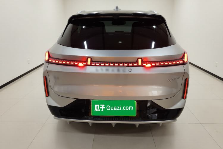 Used Lynk & Co 08 EM-P 2025 245km Ultra-Long Range Halo