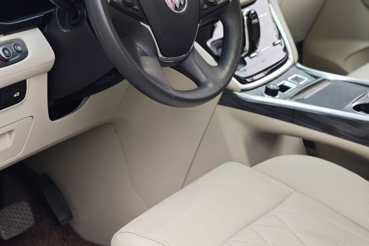 Used Buick GL8 2022 ES Landtrek 653T Comfort Edition
